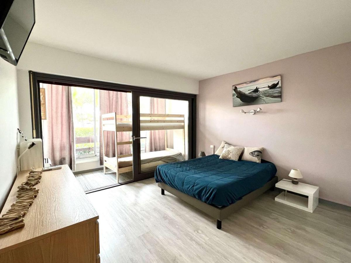 3 Pieces Climatise Avec Terrasse, Parking Prive, A 100M De La Plage, 7 Couchages - Fr-1-307-148 Le Grau-du-Roi Exterior foto